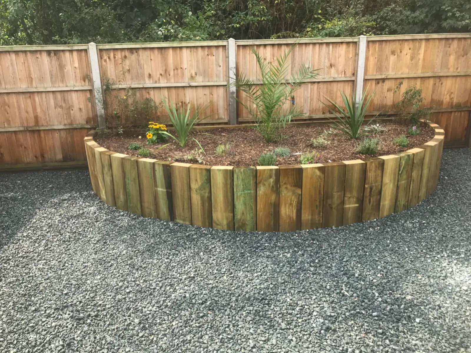 residential fencing and artificial turf Norwich Norfolk groundworks